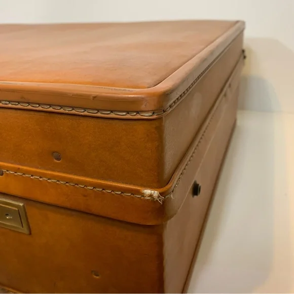 Vintage Mid Century Modern Hartmann Pullman Large Luggage with Belting